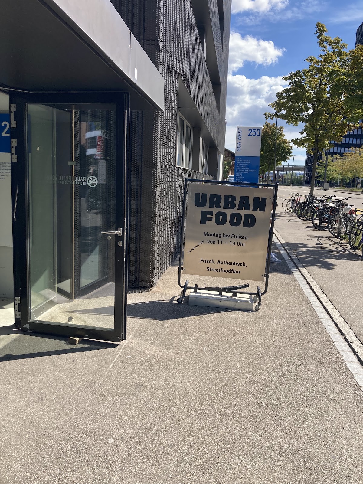 Urban Food ZH: the place