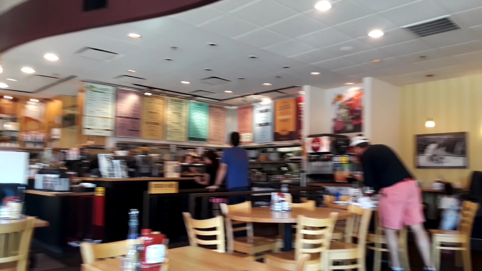 Etai's Bakery Cafe 29th Ave: the place
