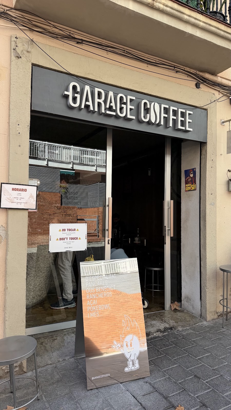 Garage Coffee: the place