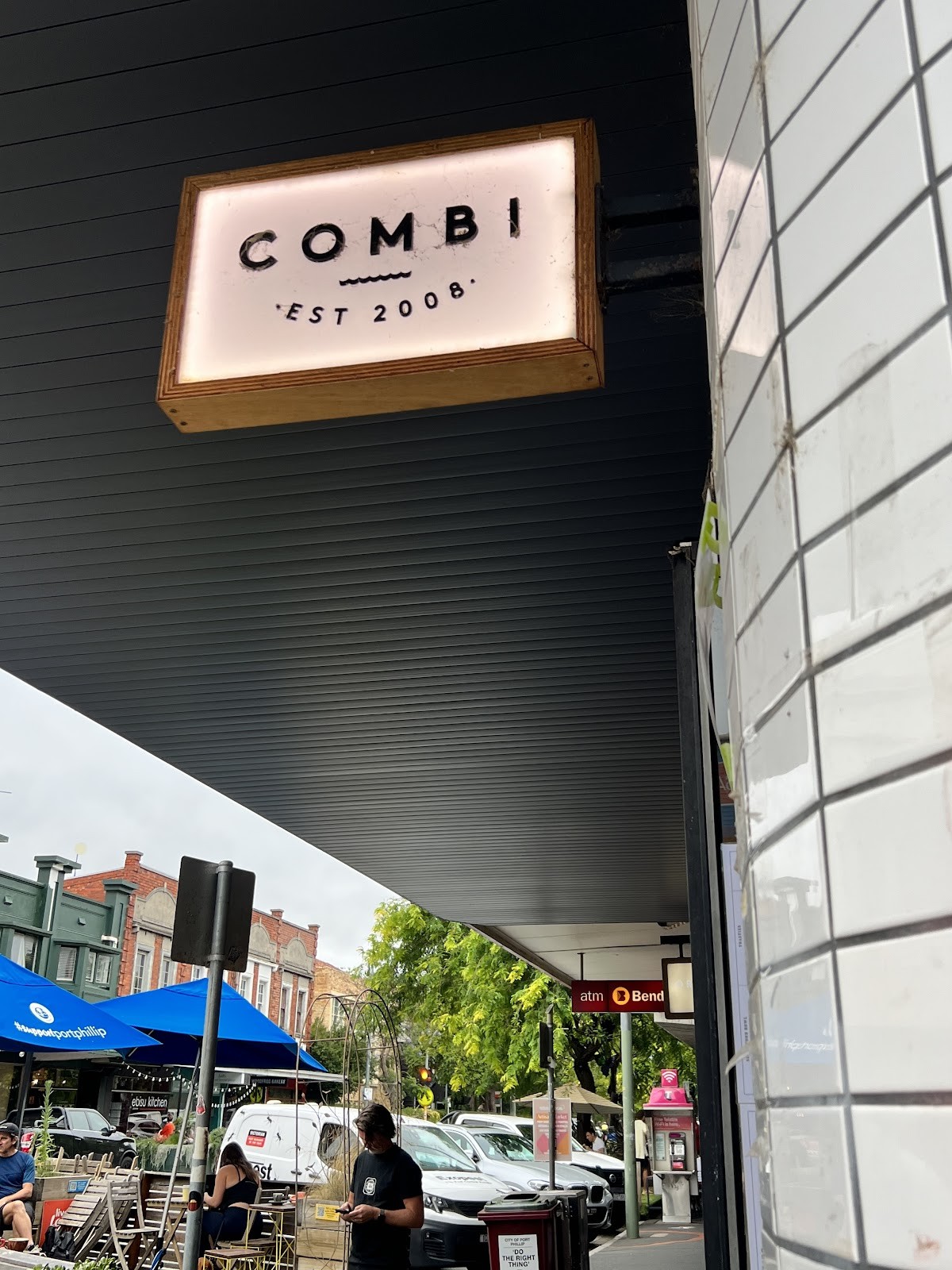 Combi Elwood: the place