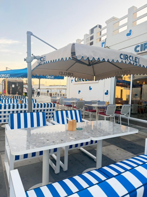 Circle Café Kite Beach: photo