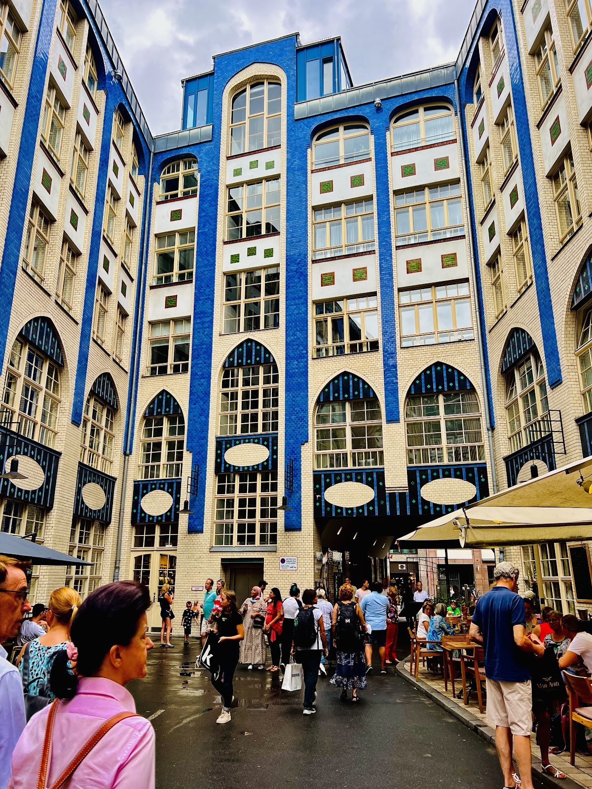 CANAL Artisanal Ice cream & pastry: the place