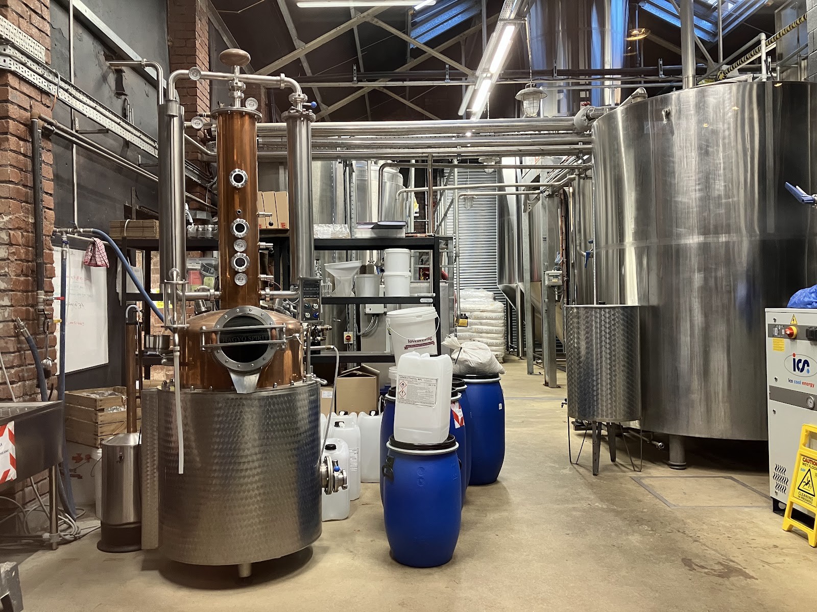 Love Lane Brewery, Bar and Kitchen: the place
