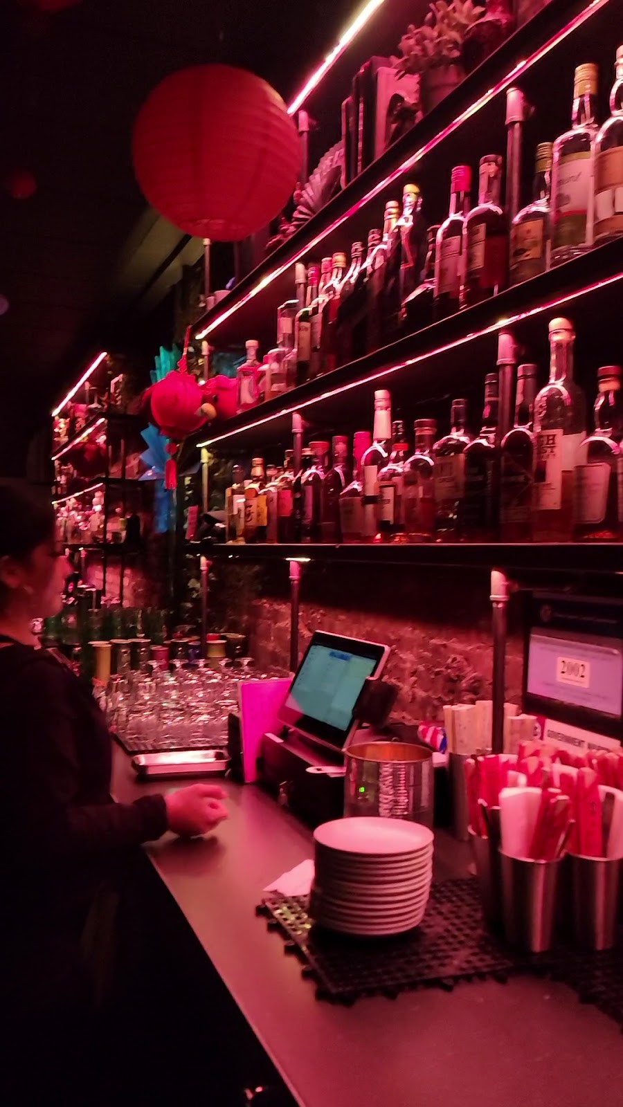 Nine Bar: the place