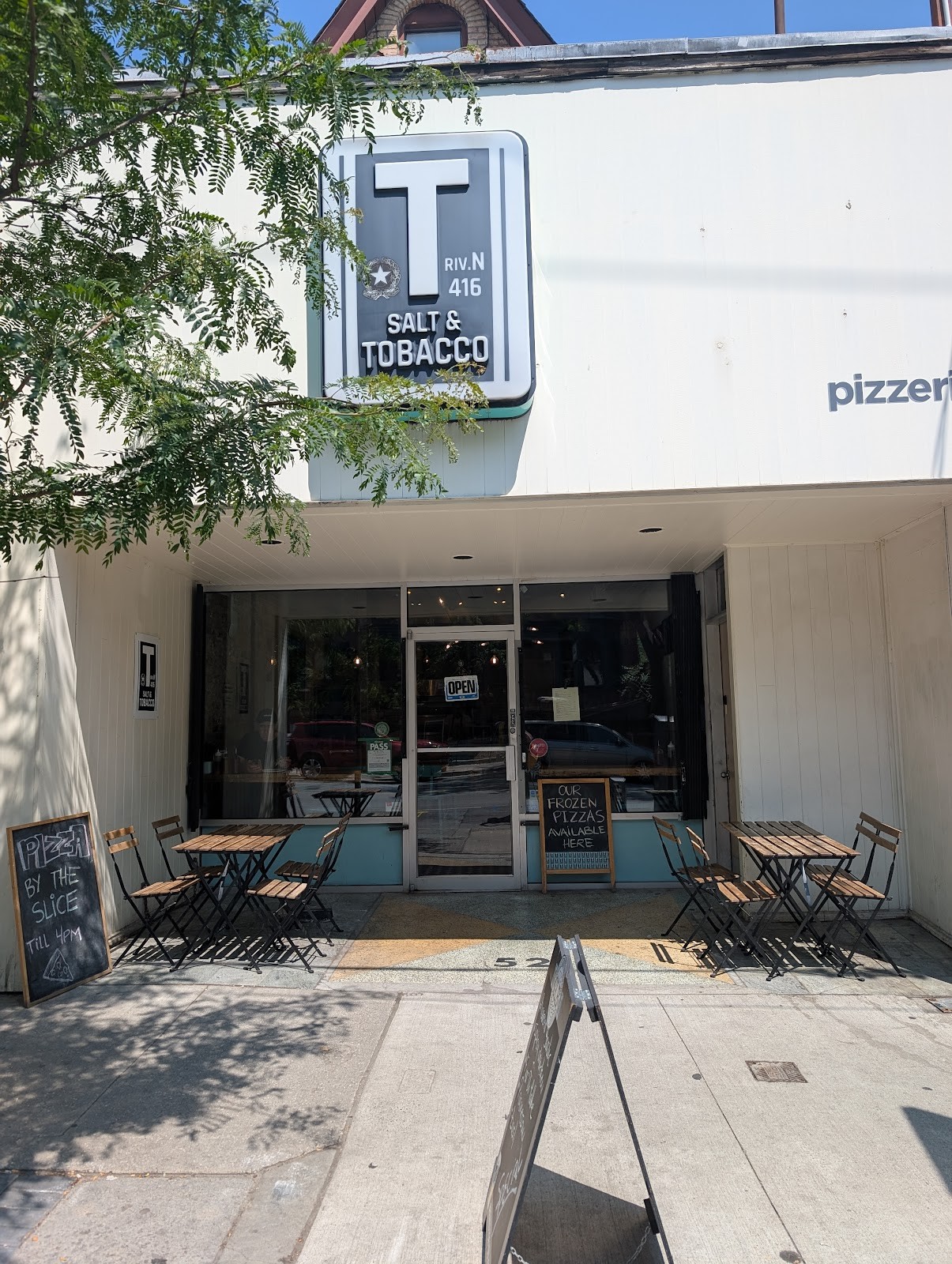 Salt & Tobacco Pizzeria: the place