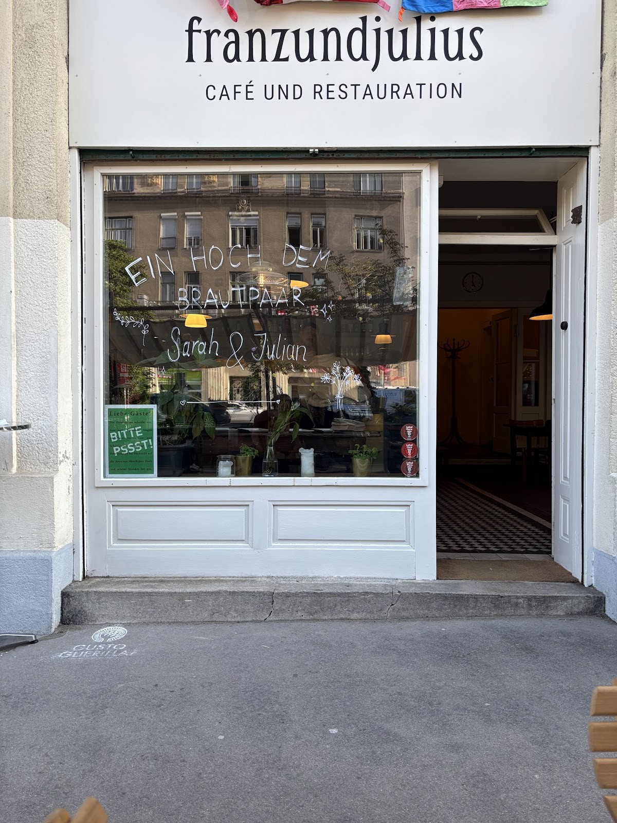 Franzundjulius: the place