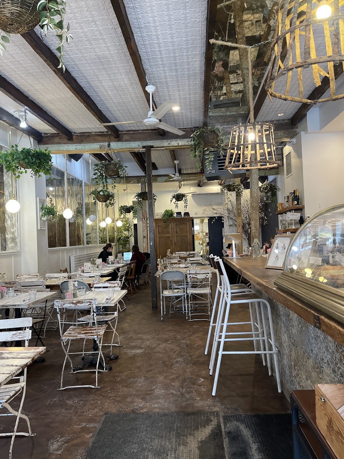 Maman: the place
