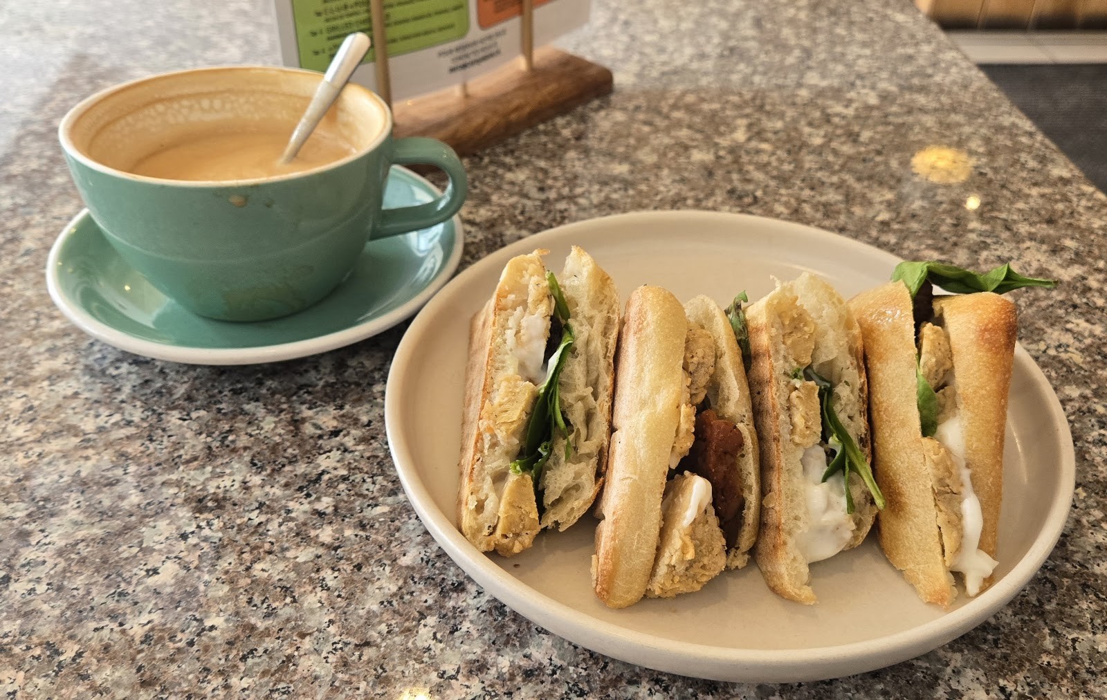 Cafe Jardin: food & drinks