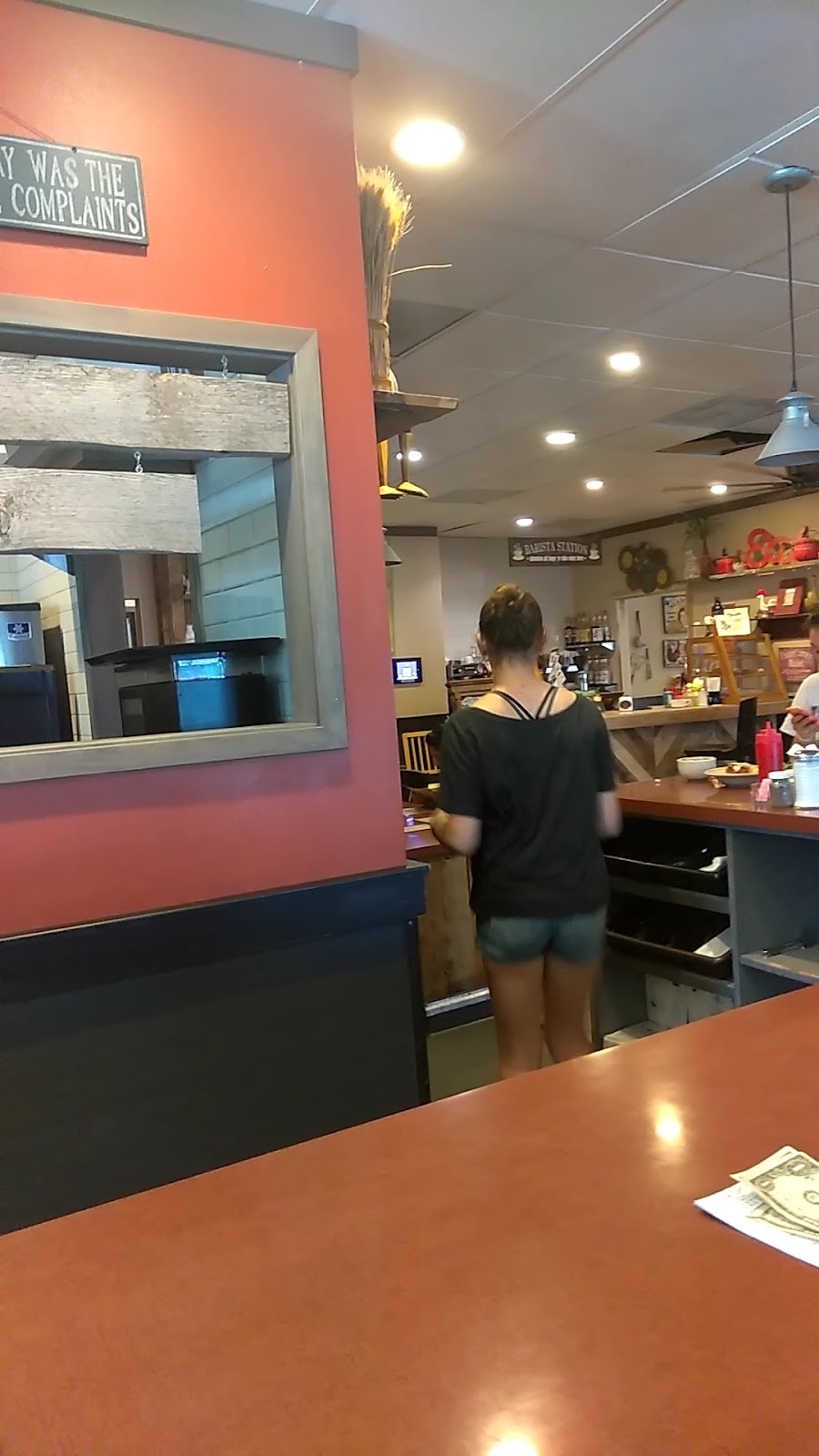 Mama Kat's Restaurant: the place