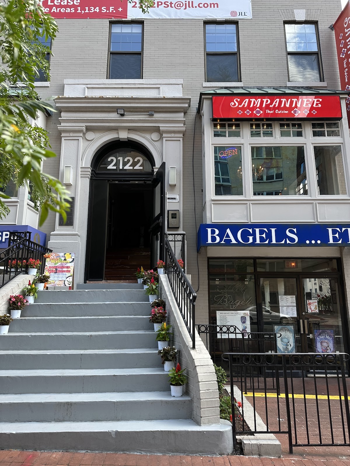 Sampannee Thai: the place