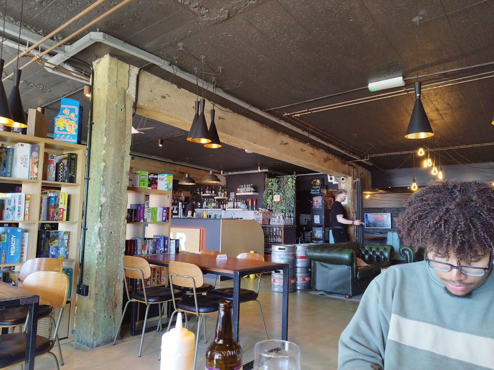 Loading Bar: the place