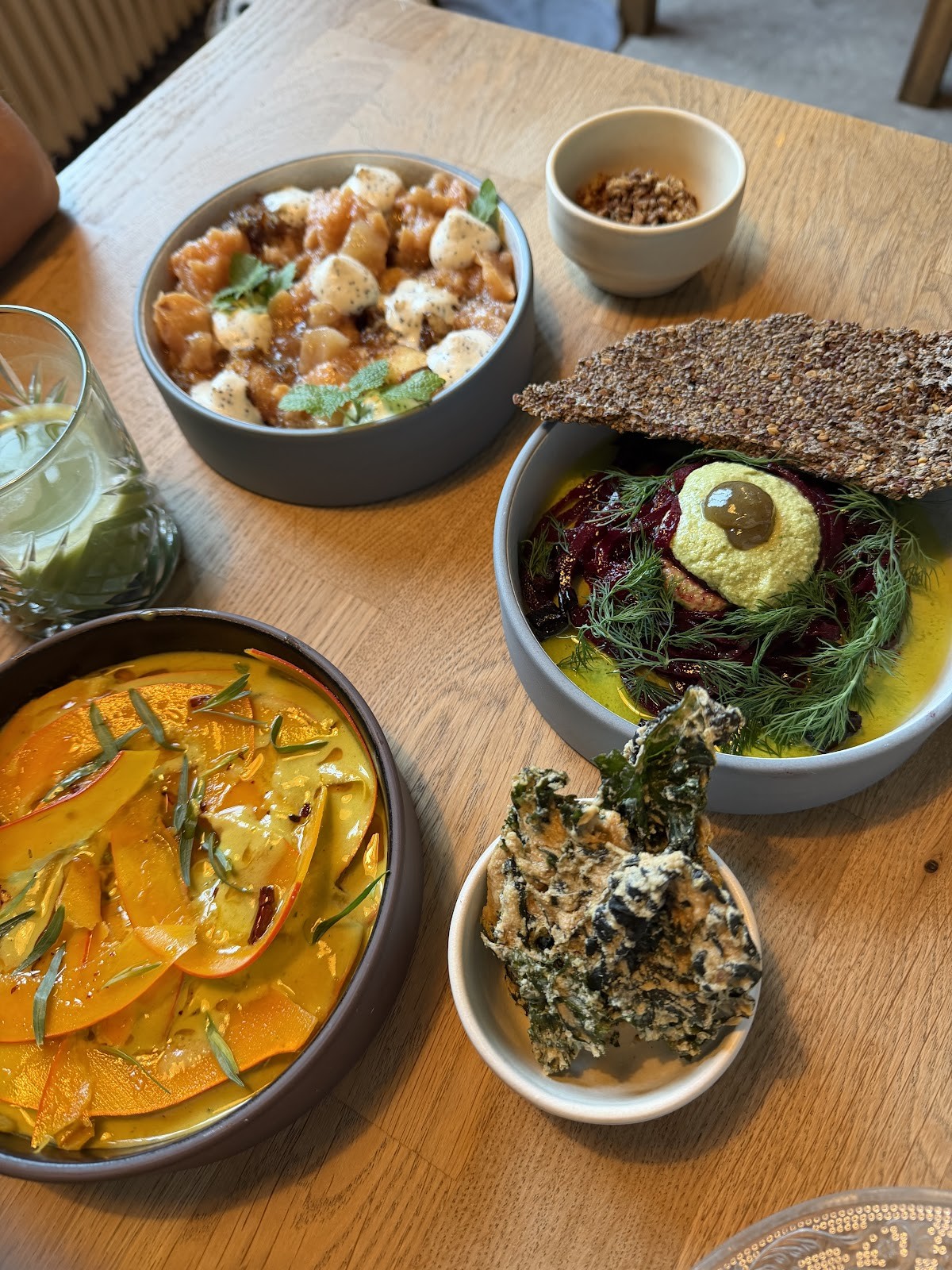 SEIN: food & drinks