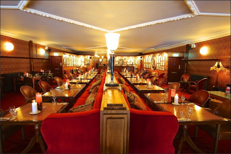 Cosy Club: photo