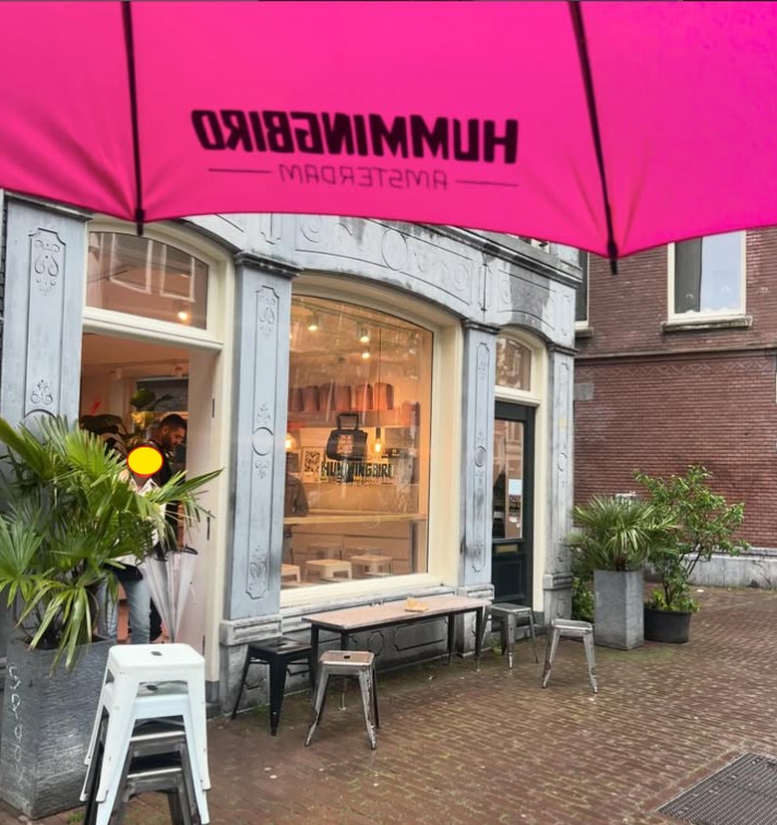 Hummingbird Coffee Amsterdam: the place