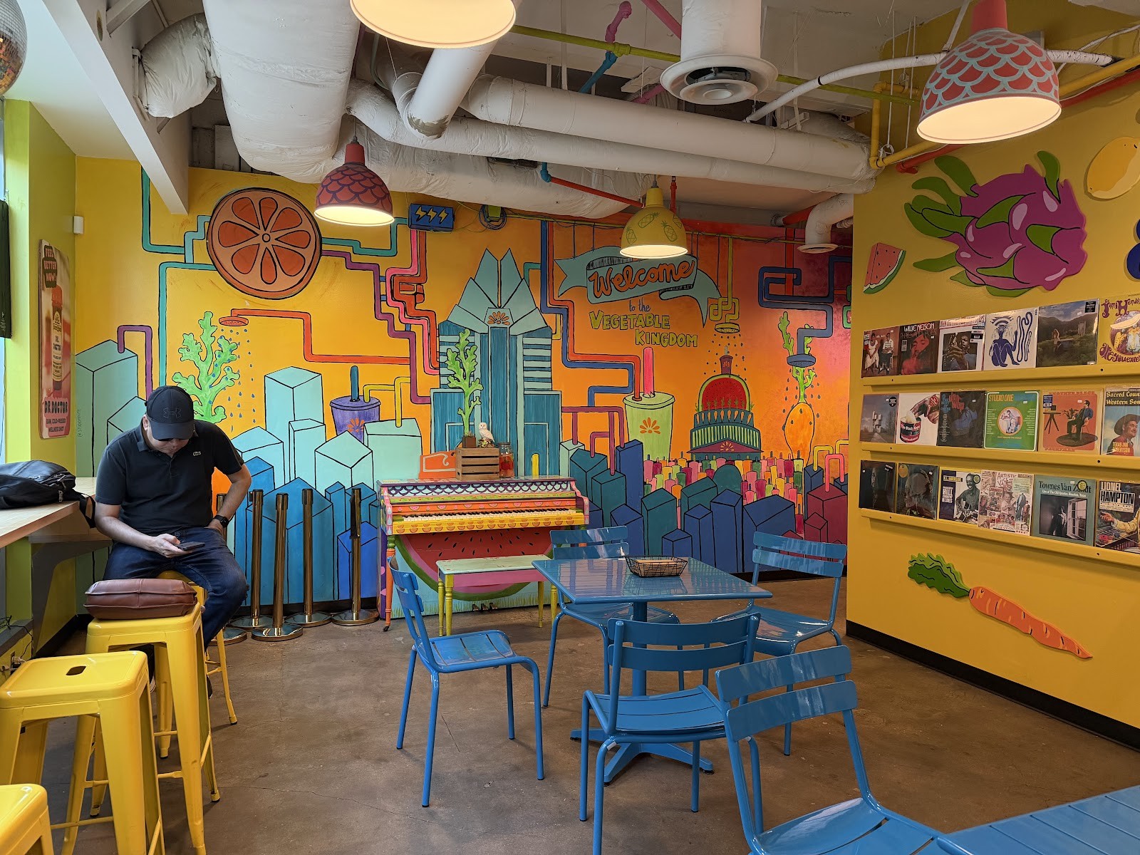 JuiceLand Frost Tower: the place