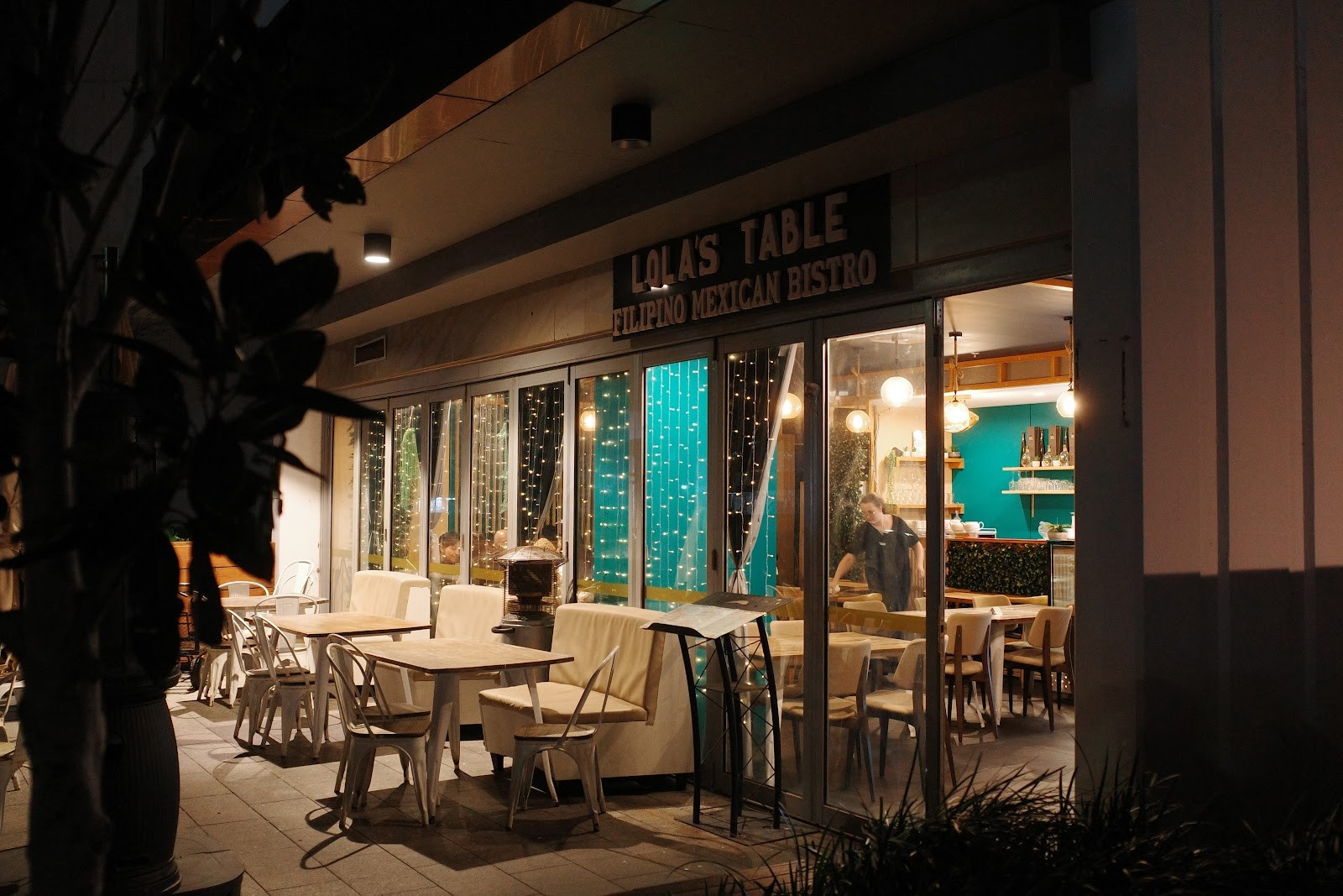 Lola's Table: the place