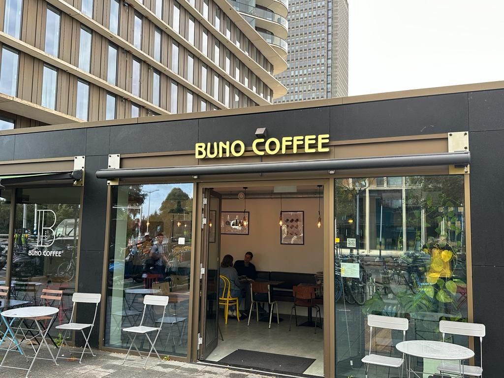 Buno Coffee Amstel: the place