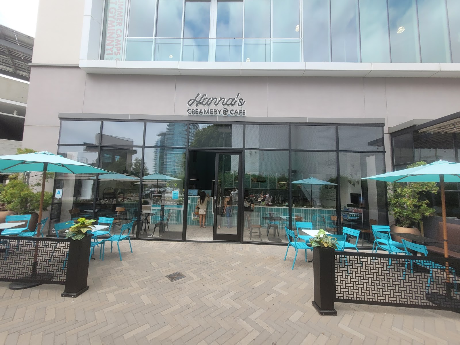Hanna's Creamery & Cafe: the place