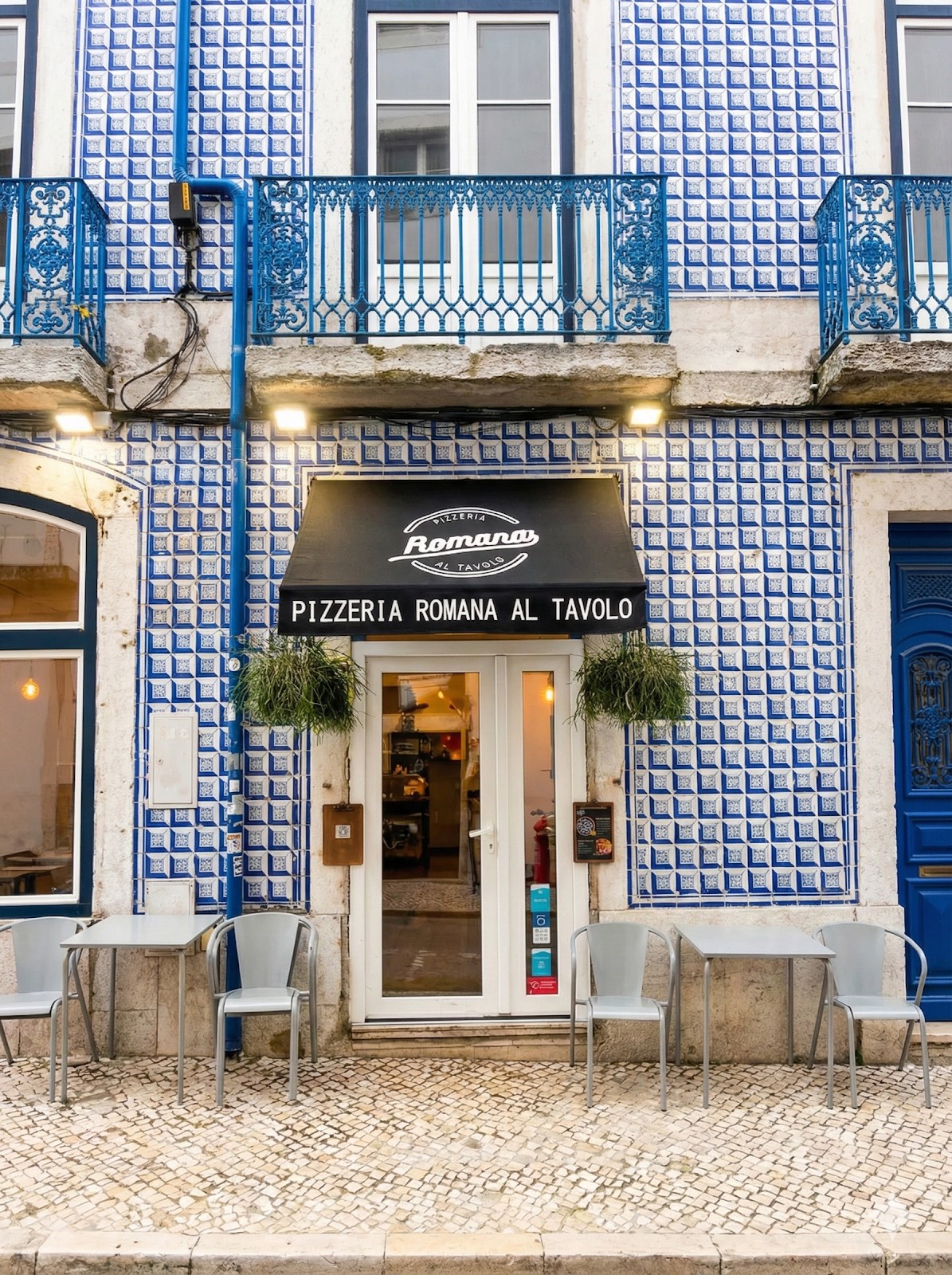 Romana Pizza: the place