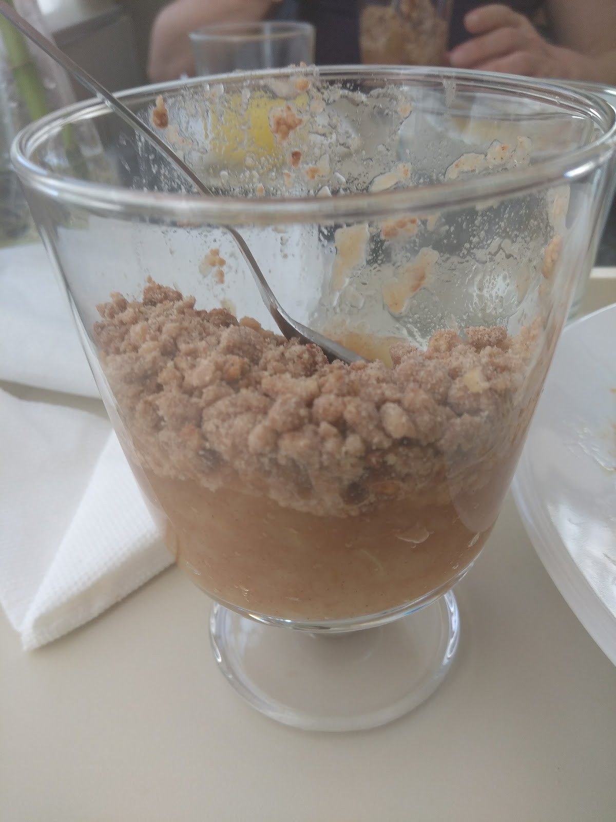 Alfarroba: food & drinks