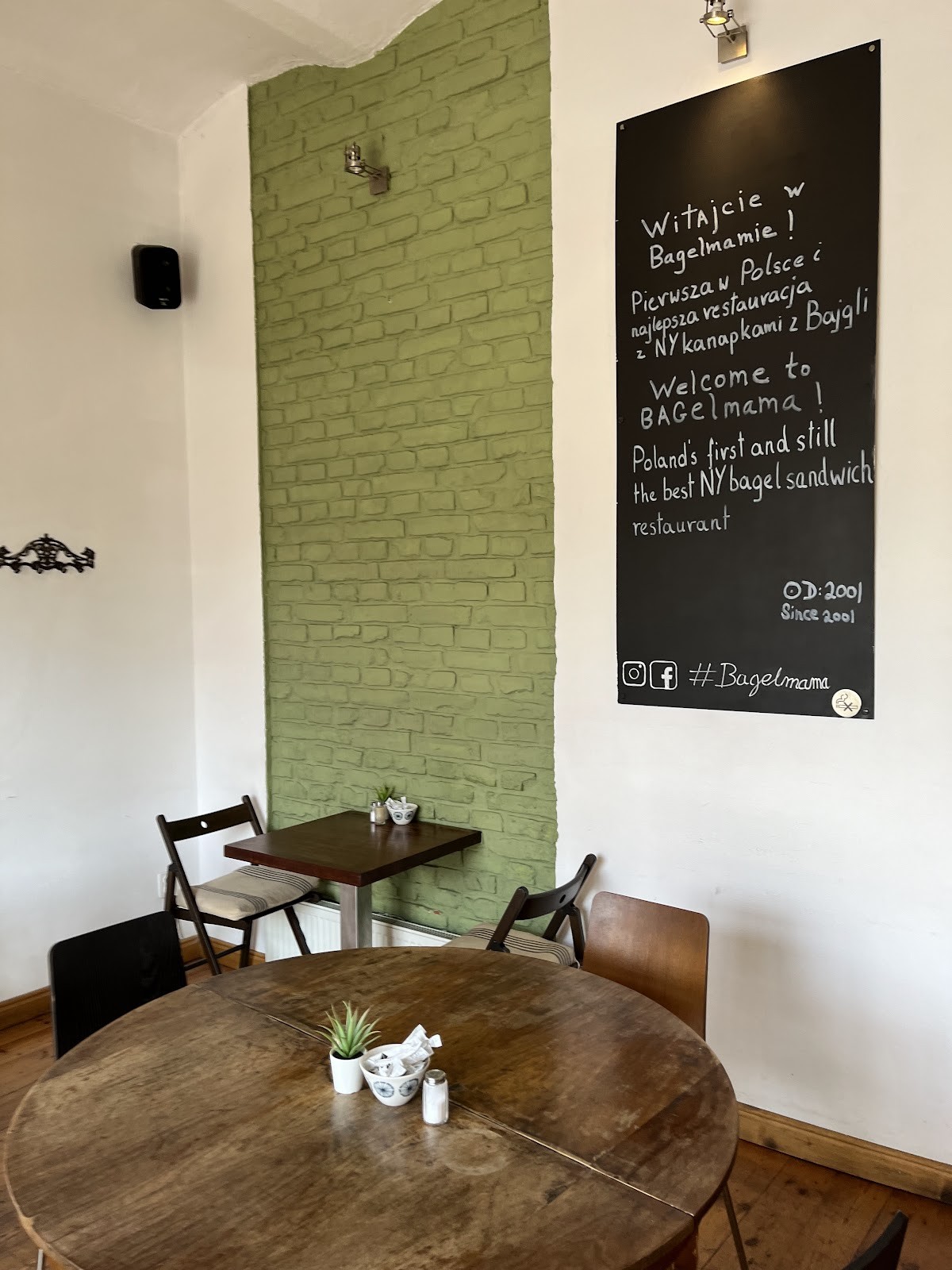 Bagelmama: the place