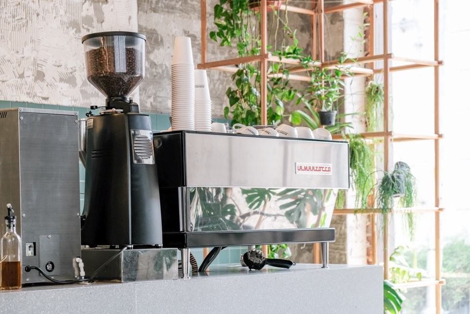 mtl cafe & bakery Hannam: the place