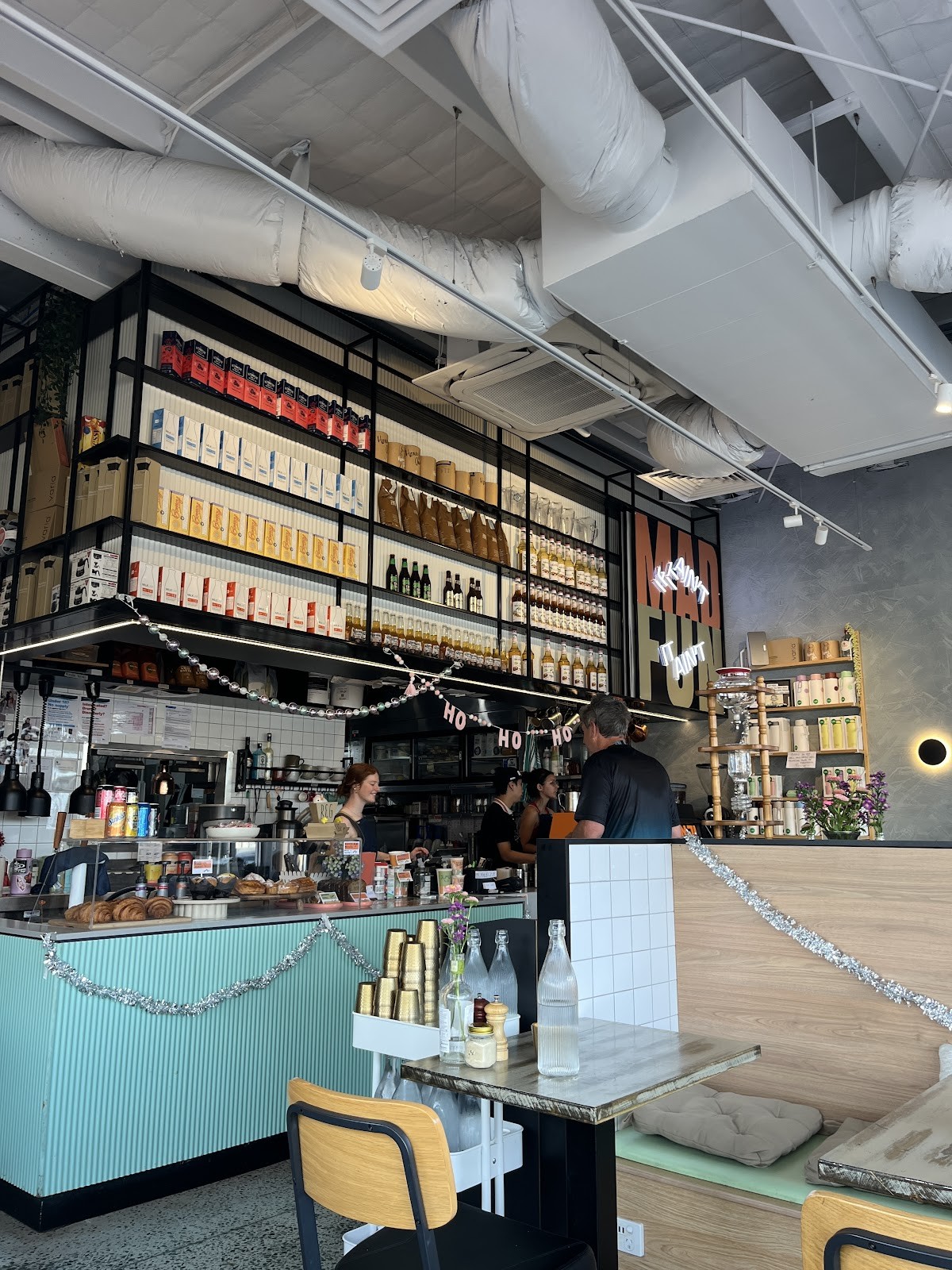 Mad Benji: the place