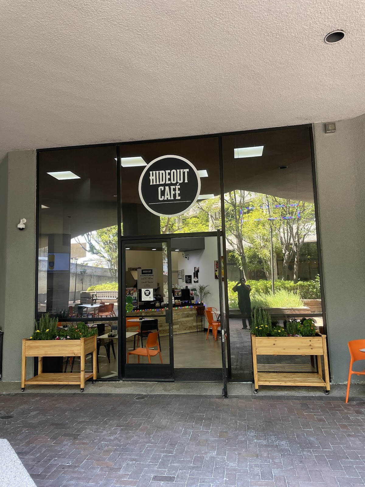 Hideout Cafe: the place