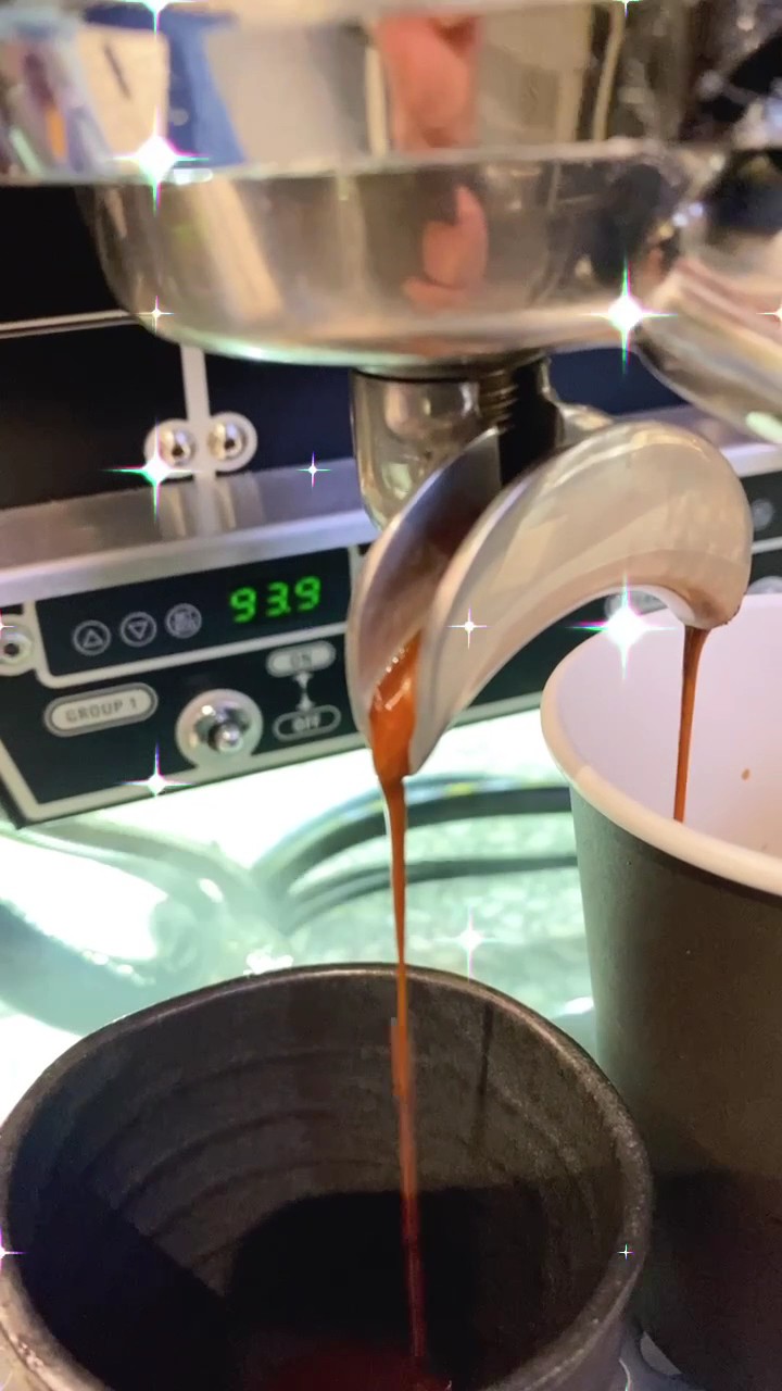 The Messenger Cafe: the place