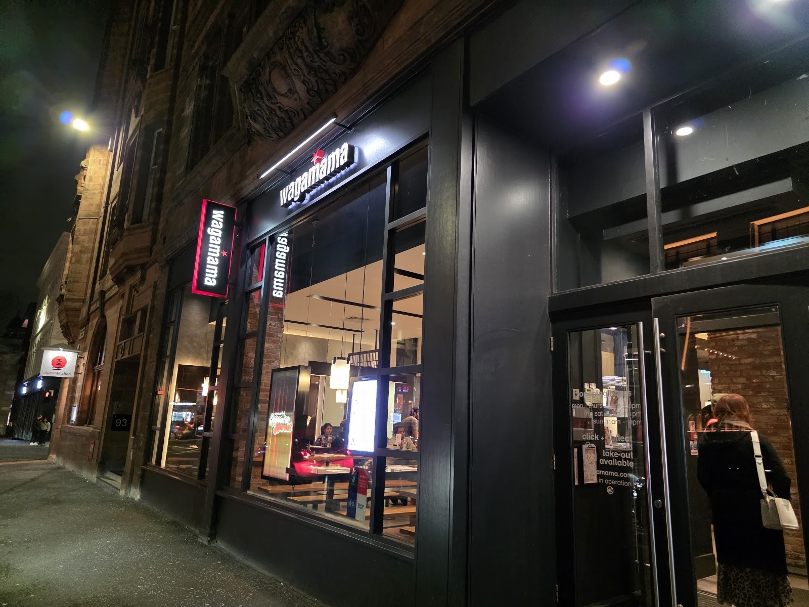 wagamama glasgow city centre: the place