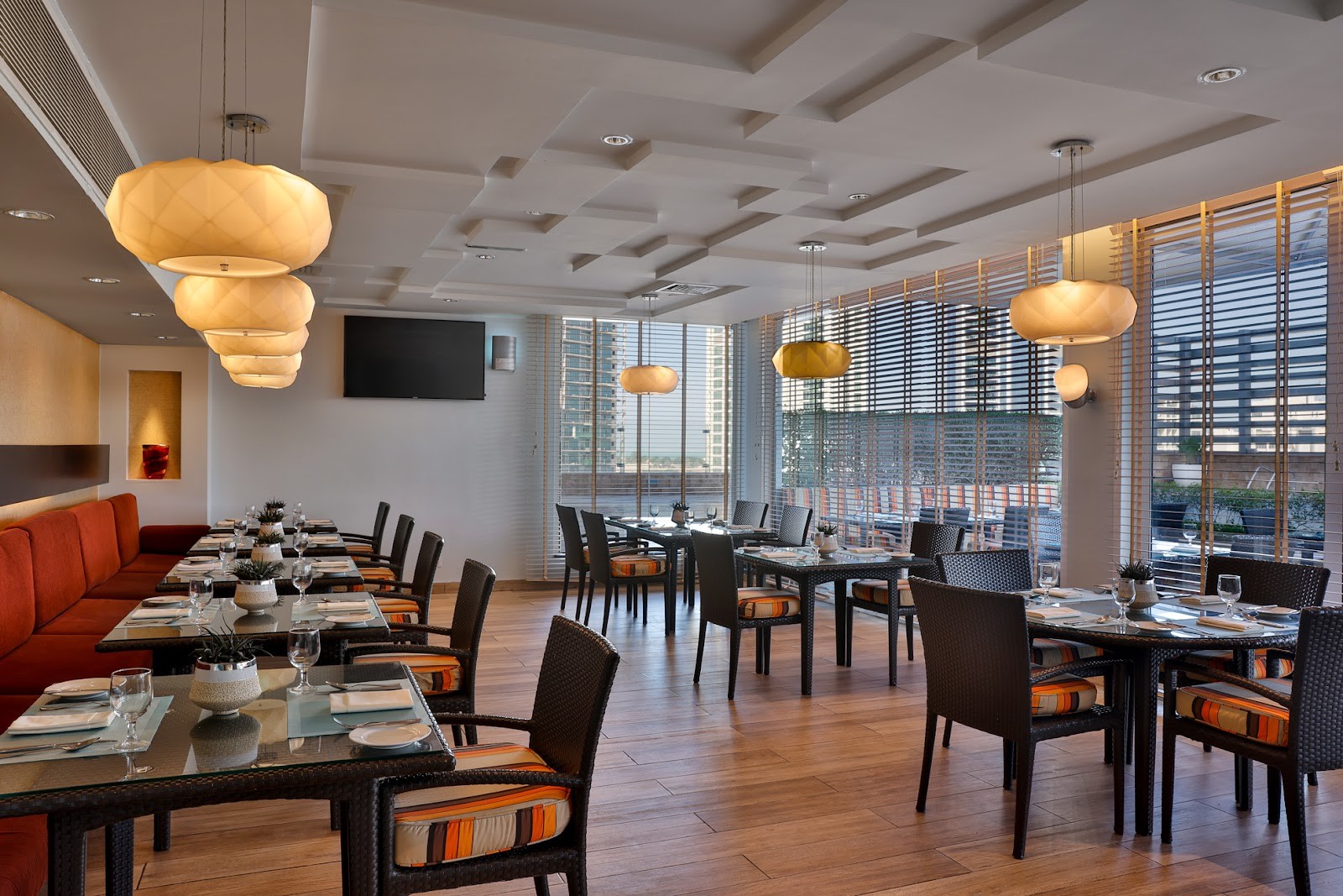 Aqua Cafe: the place