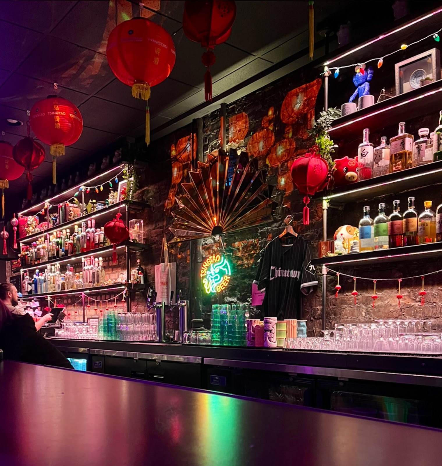 Nine Bar: the place