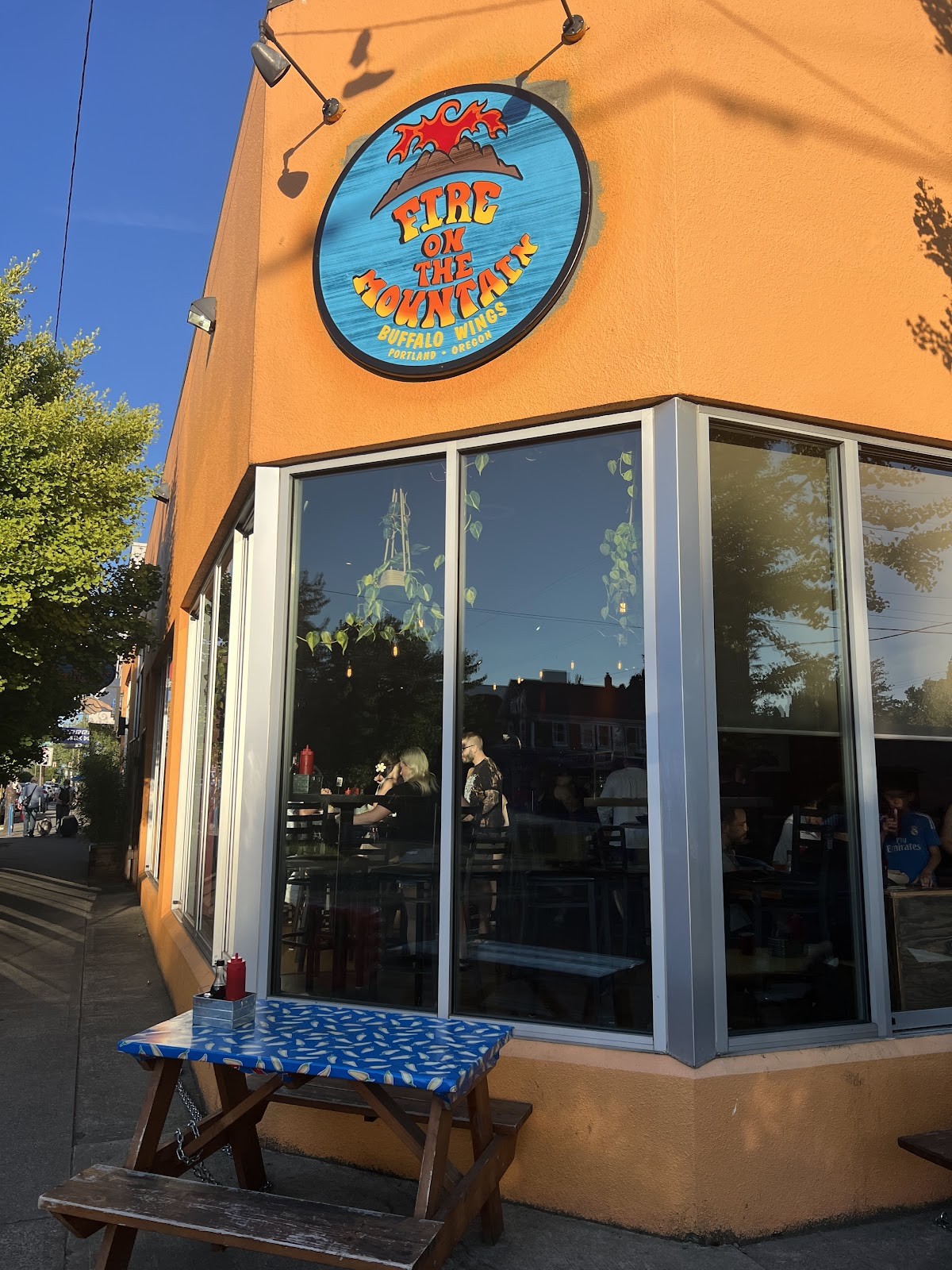 Fire on the Mountain Buffalo Wings | Burnside: the place