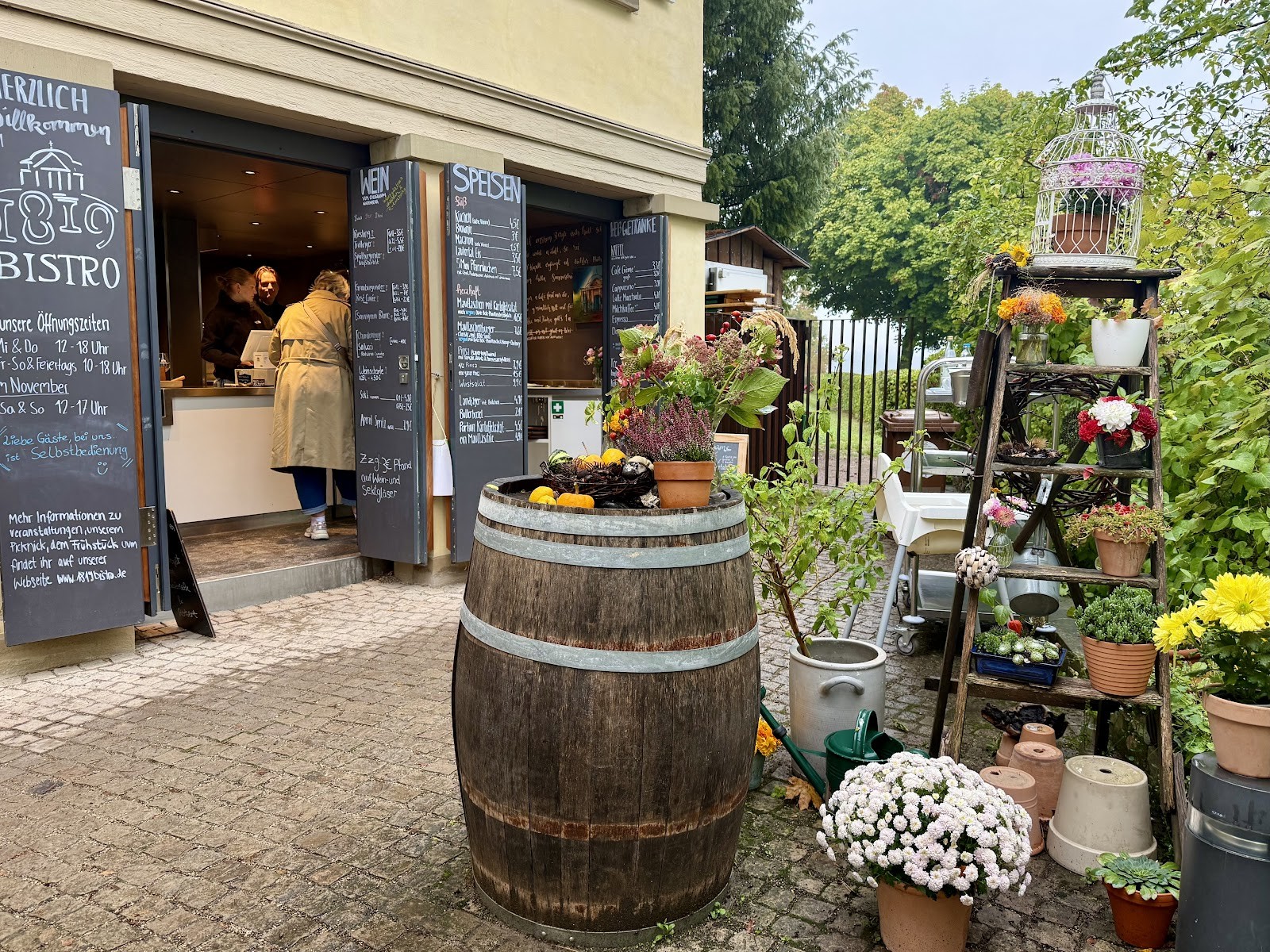 1819 Bistro am Wirtemberg: the place