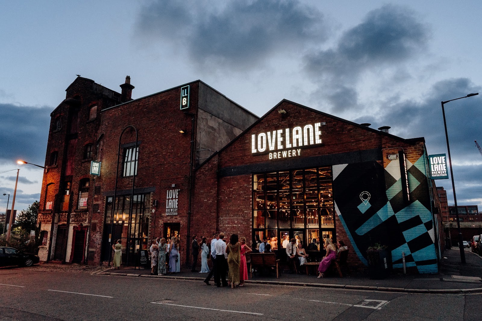 Love Lane Brewery, Bar and Kitchen: the place
