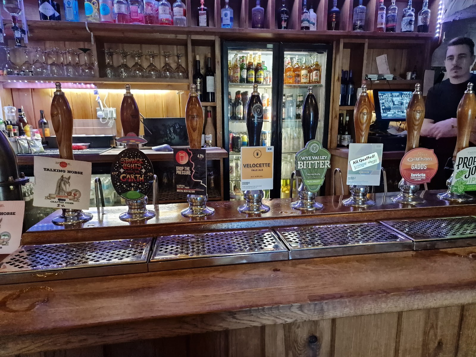 The Gwaelod y Garth Inn: the place