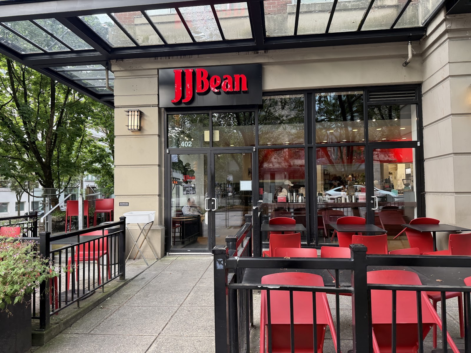 JJ Bean Coffee Roasters: the place