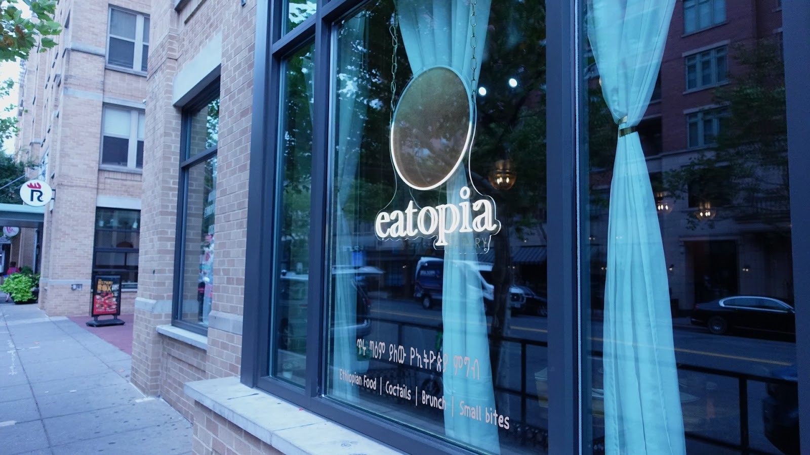 Eatopia Eatery: the place