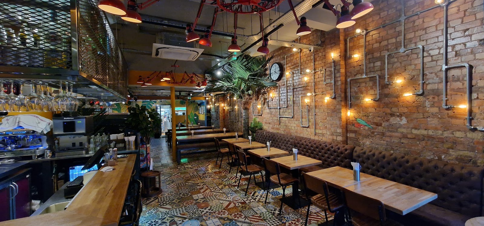 Took Took West Hampstead: the place