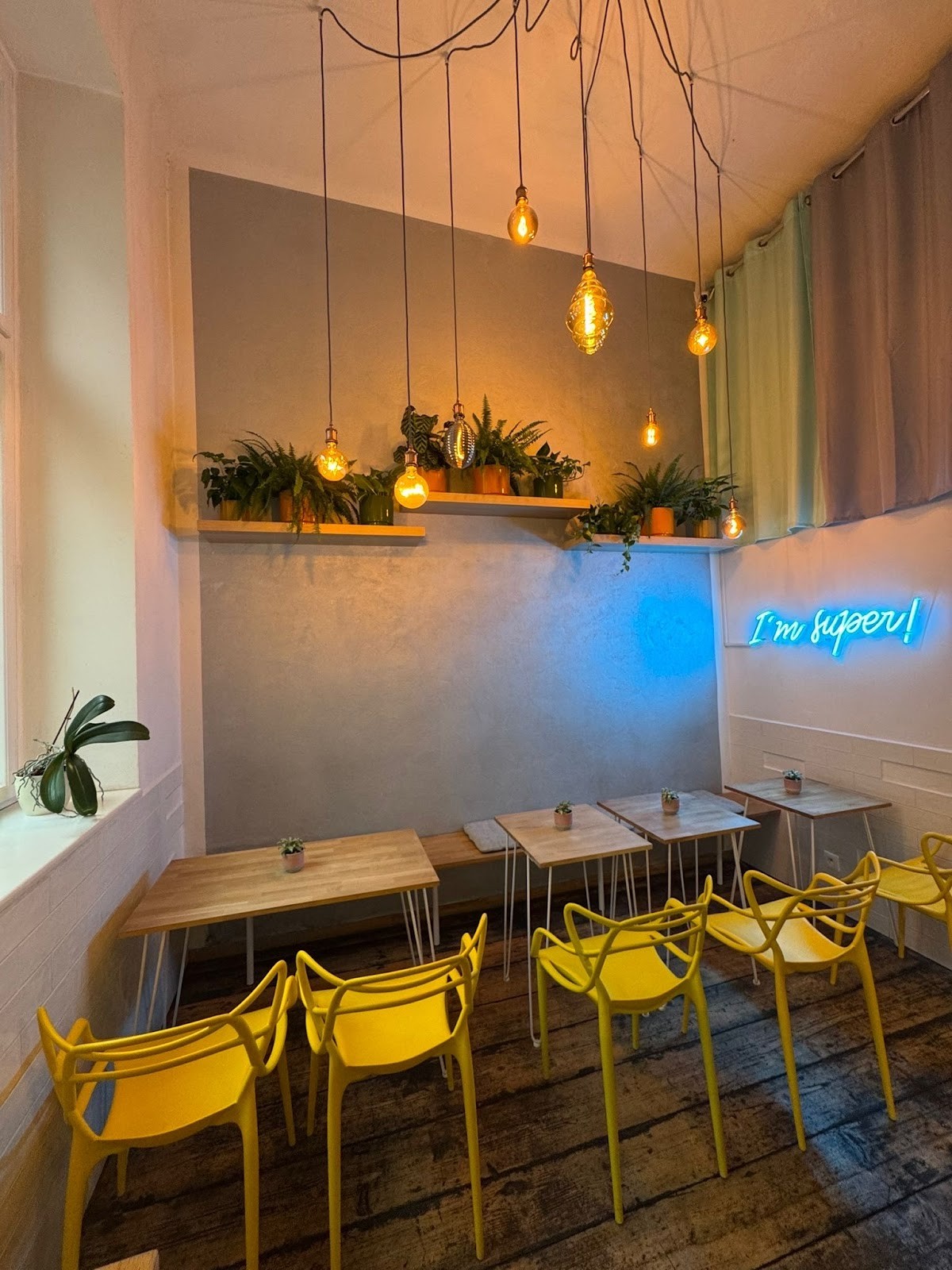 ACAI POKE superfood & espresso bar: the place
