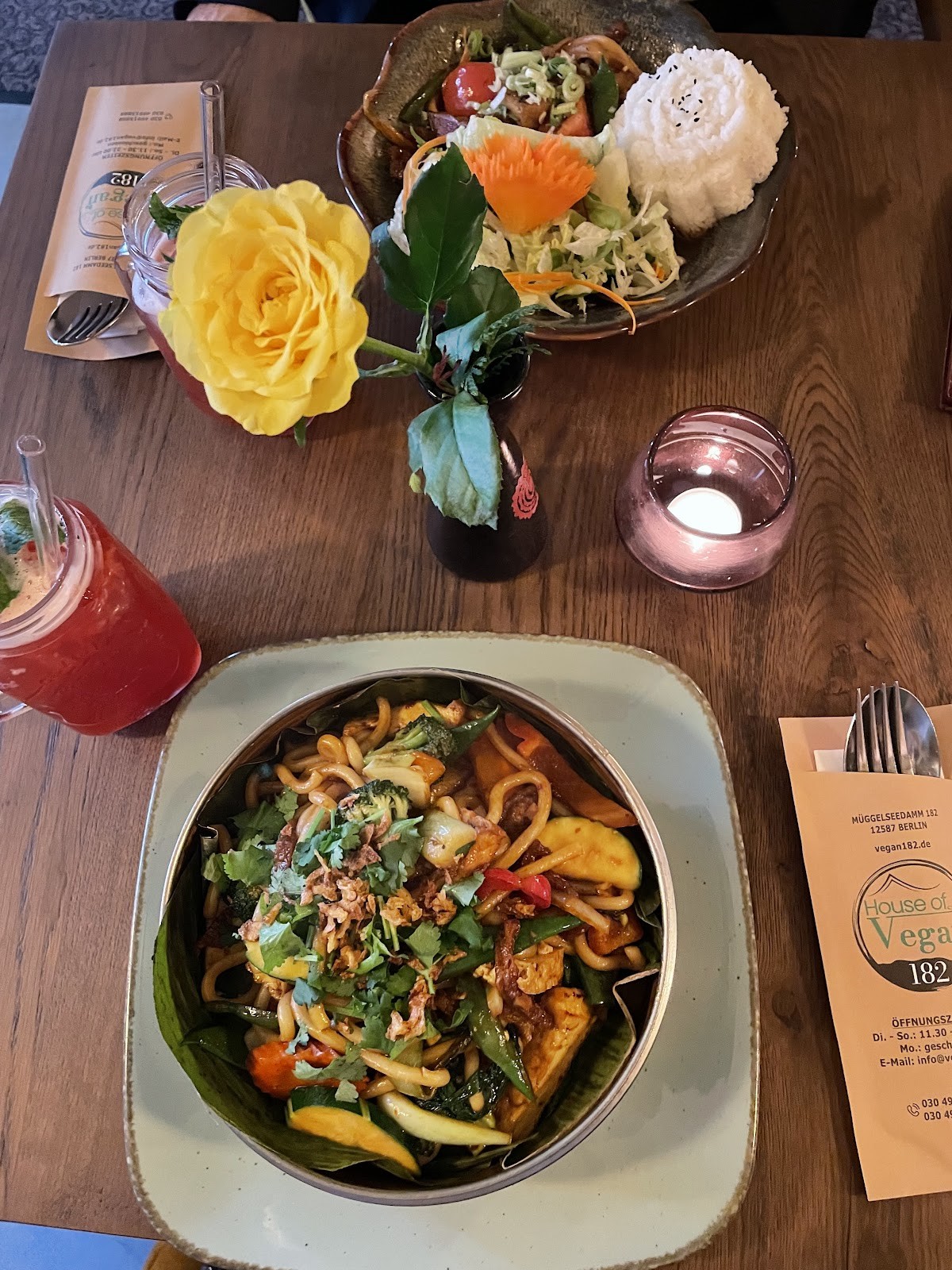 House of vegan 182: food & drinks