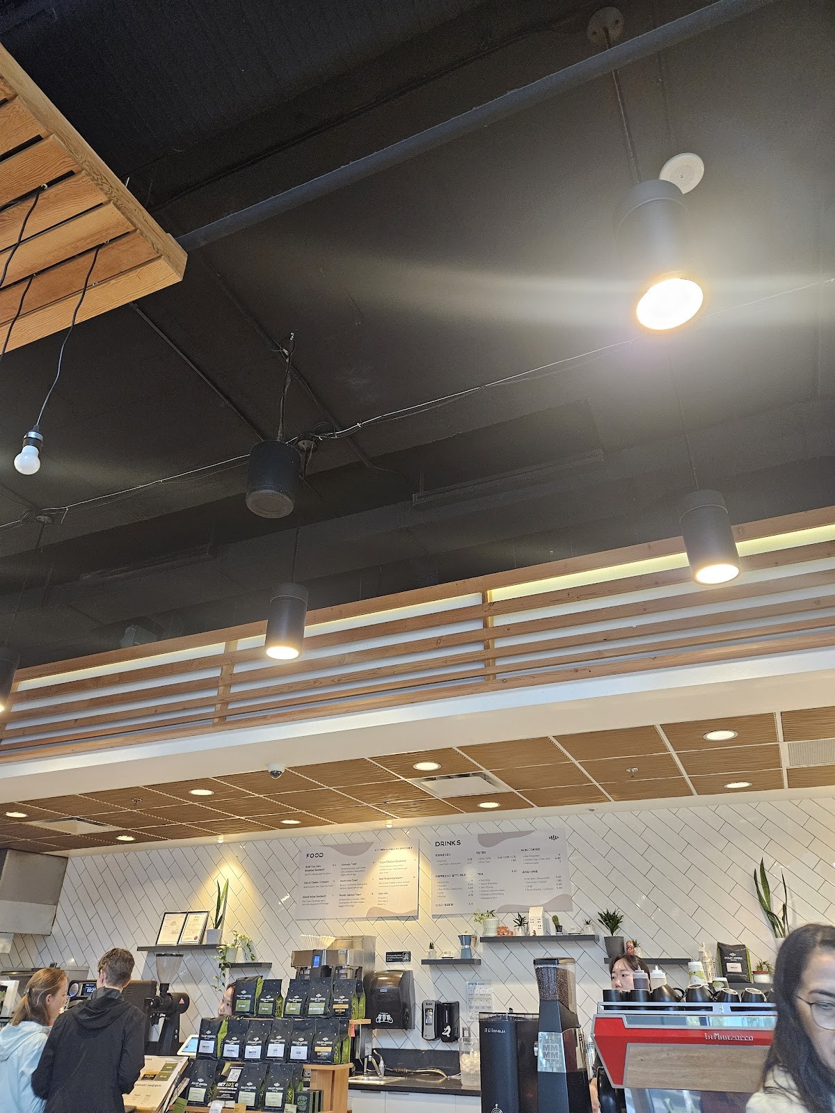 980 Howe Street: the place