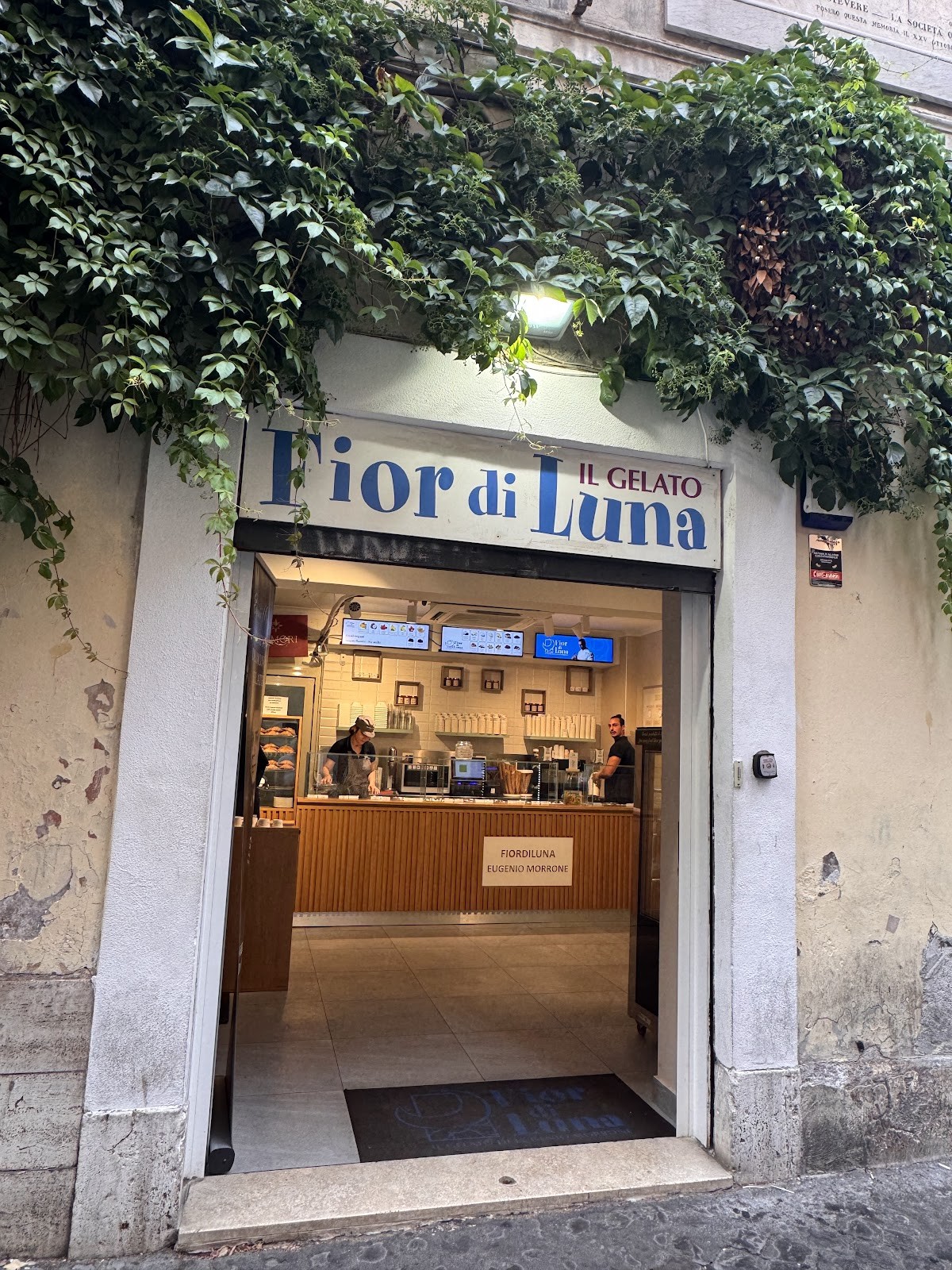 Fiordiluna: the place