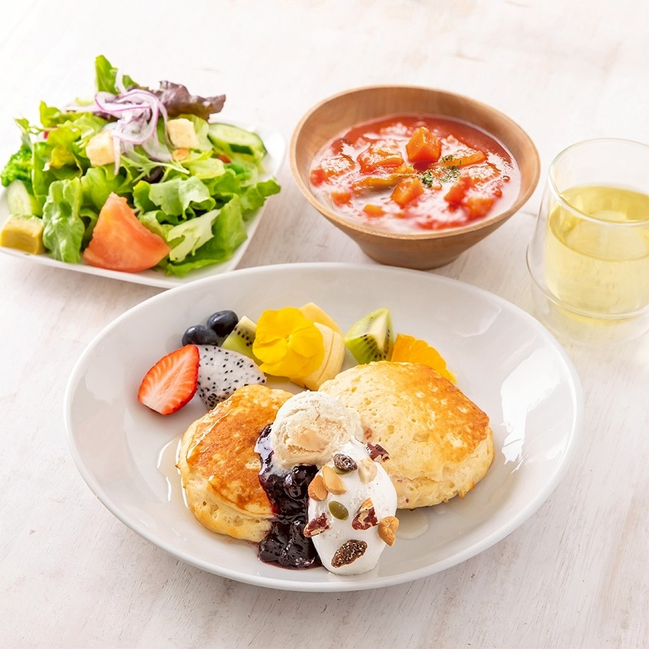 AIN SOPH. Soar IKEBUKURO: food & drinks