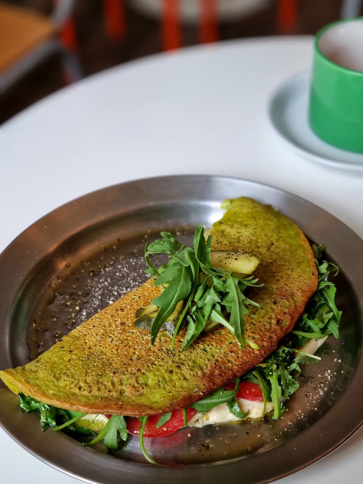 Damka cafe & bakery: food & drinks