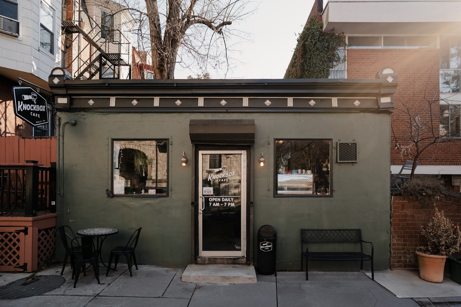 Knockbox Cafe: the place