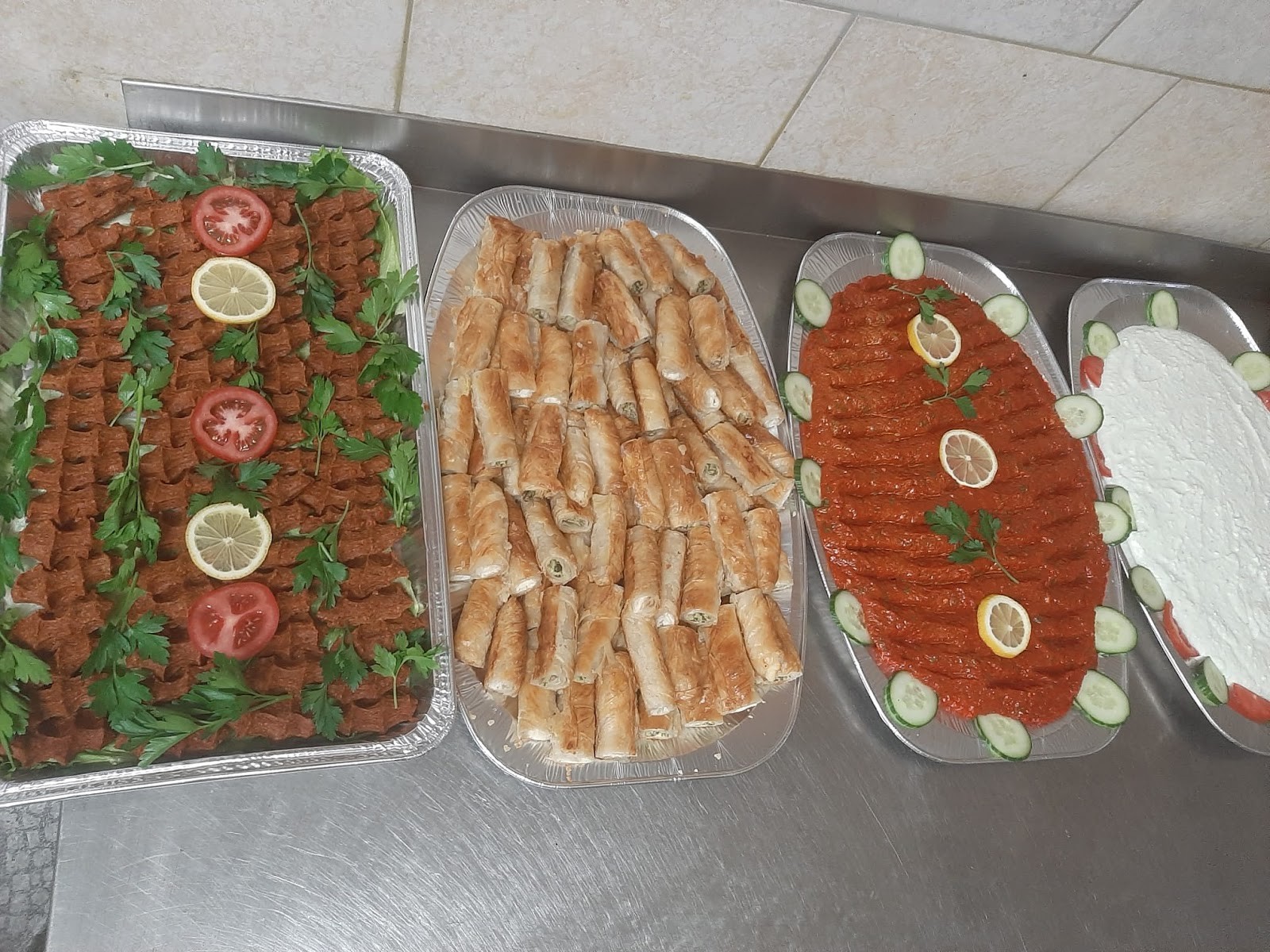 CITIR LAHMACUN & PIDE HAUS: food & drinks