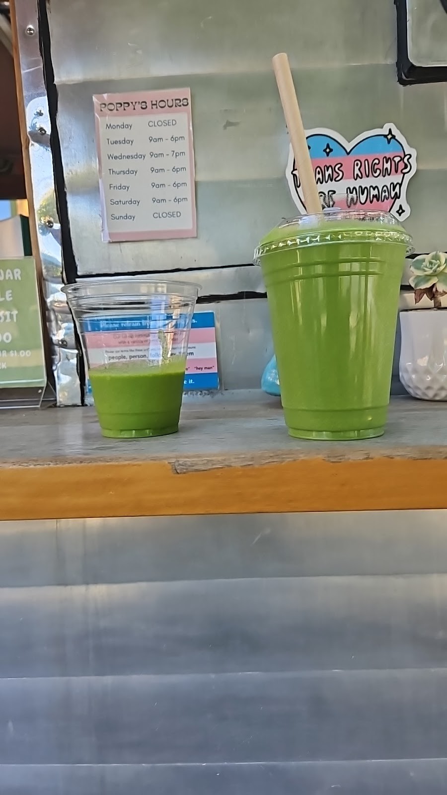 Poppy's Smoothies & Juice: the place