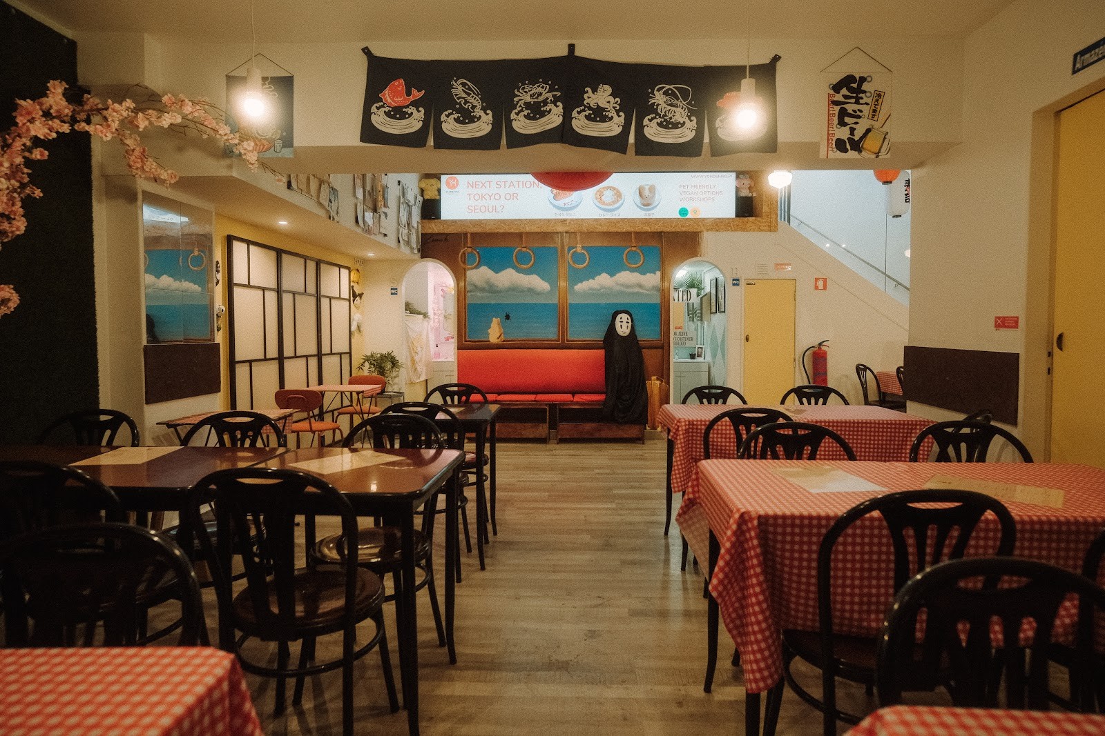 Yohoshiro Lisboa- Korean Hot Dog&Wagashi: the place