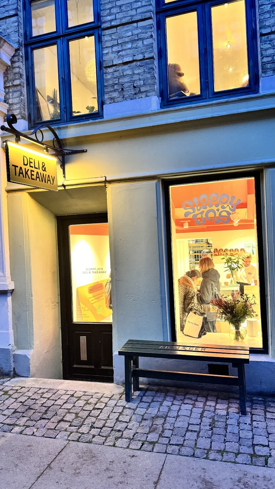 Sloppy Jo's Deli & Takeaway: the place